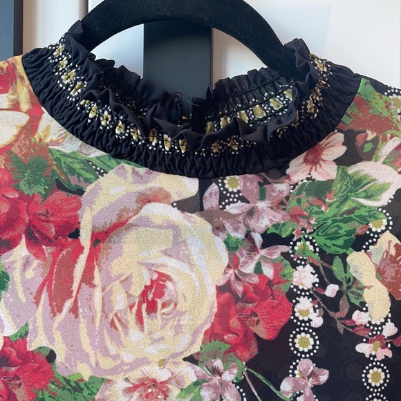 Floral blouse - Picture 3 of 3